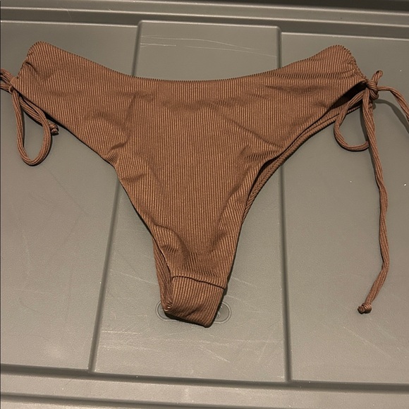 Brown Ribbed Bikini Set - Picture 7 of 9
